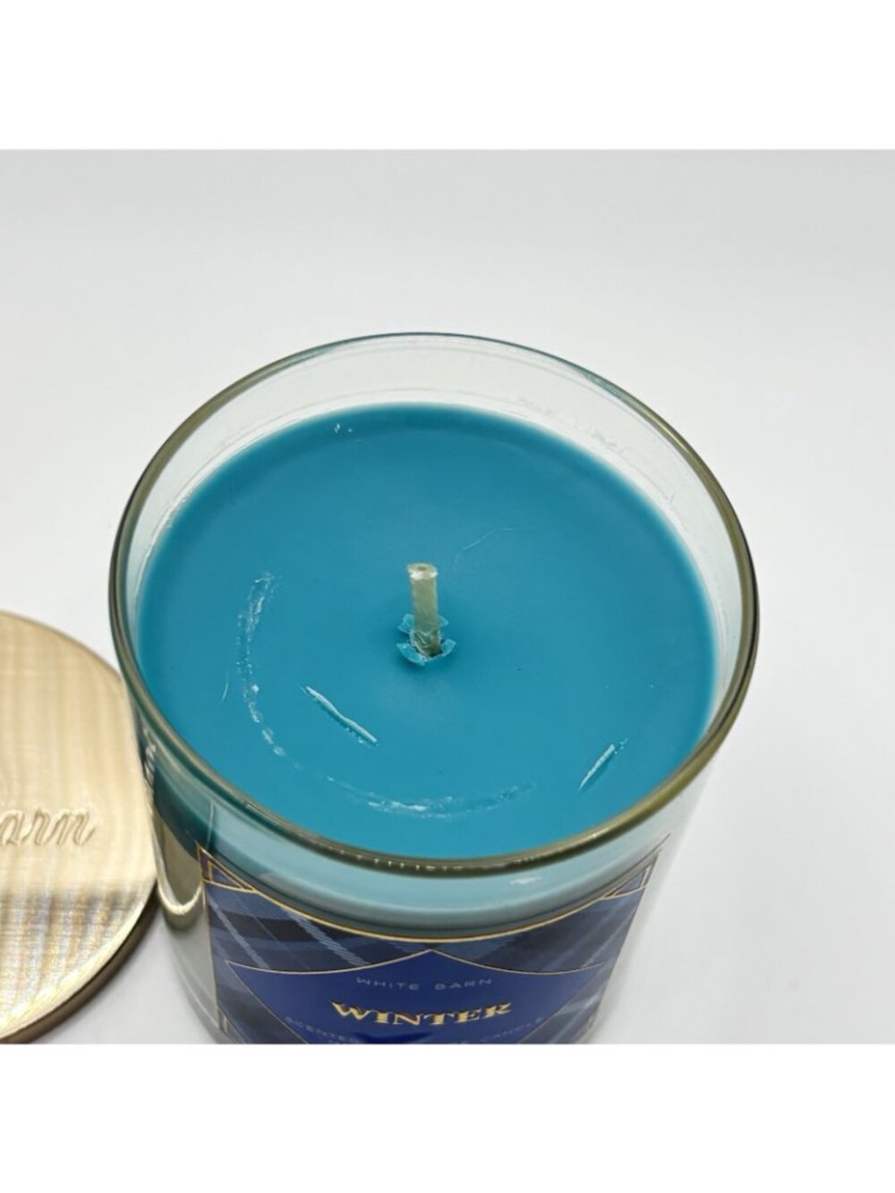 Bath & Body Works Single Wick Candle Winter White Barn 8oz Christmas Pine Plaid - Picture 9 of 12